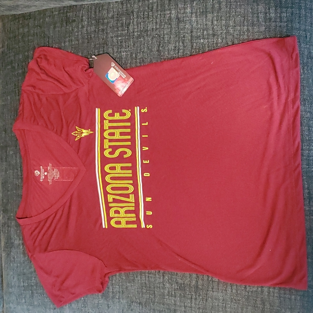 SUN DEVILS! NWT ASU (Arizona State University) maroon v-neck, short-sleeve top